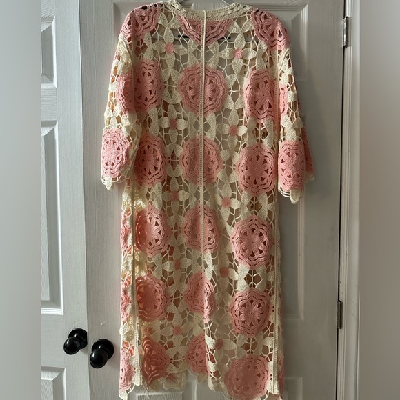 🆕 Do Everything In Love Open Knit Crochet Kimono - Picture 7 of 7